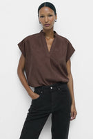 Wynn Suede Top Brown
